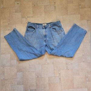L.L.Bean Relaxed Fit Denim Blue Jeans 37x28 5 Pocket